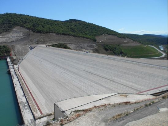PRESA DE YESA